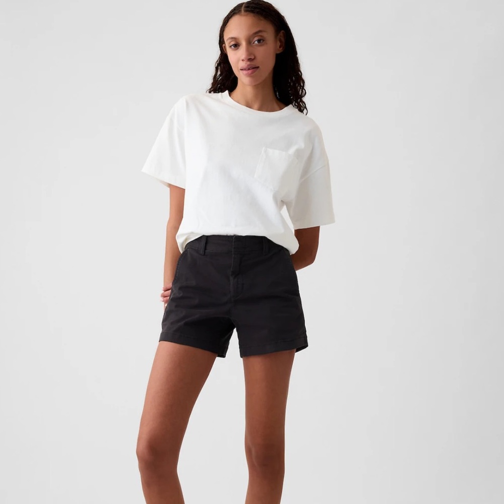 GAP 4’’ Downtown Khaki Shorts - Black